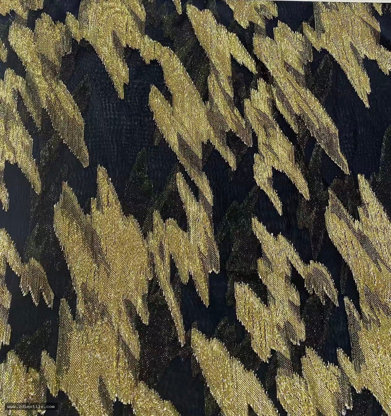 CHIFFON METALLIC JACQUARD W/CLIP